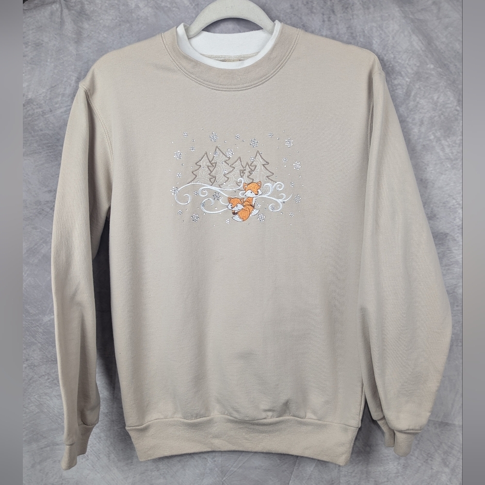 Morning Sun Size Small Embroidered Fox Snowflake Winter Sweatshirt